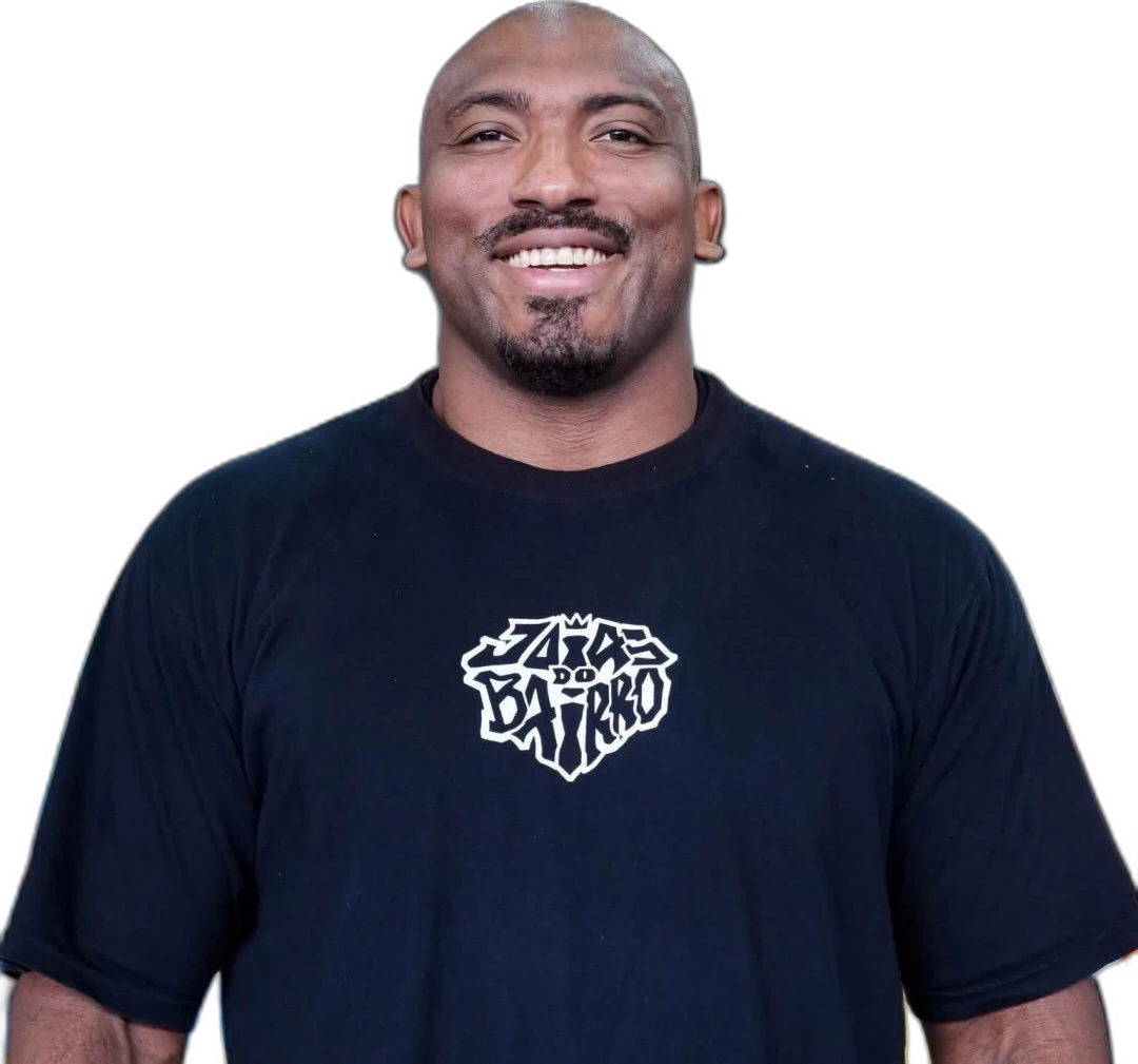 Pedro Bombom sorrindo
